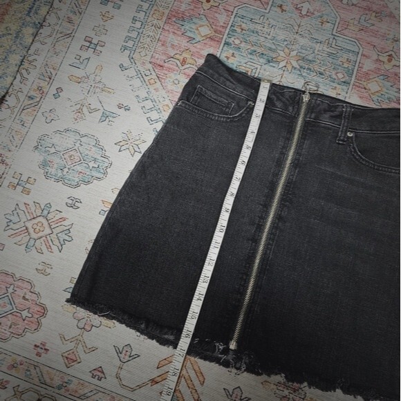 Y2K 90s Circle Zipperpull grunge dark wash black denim jean mini skirt cutoff - Picture 4 of 9